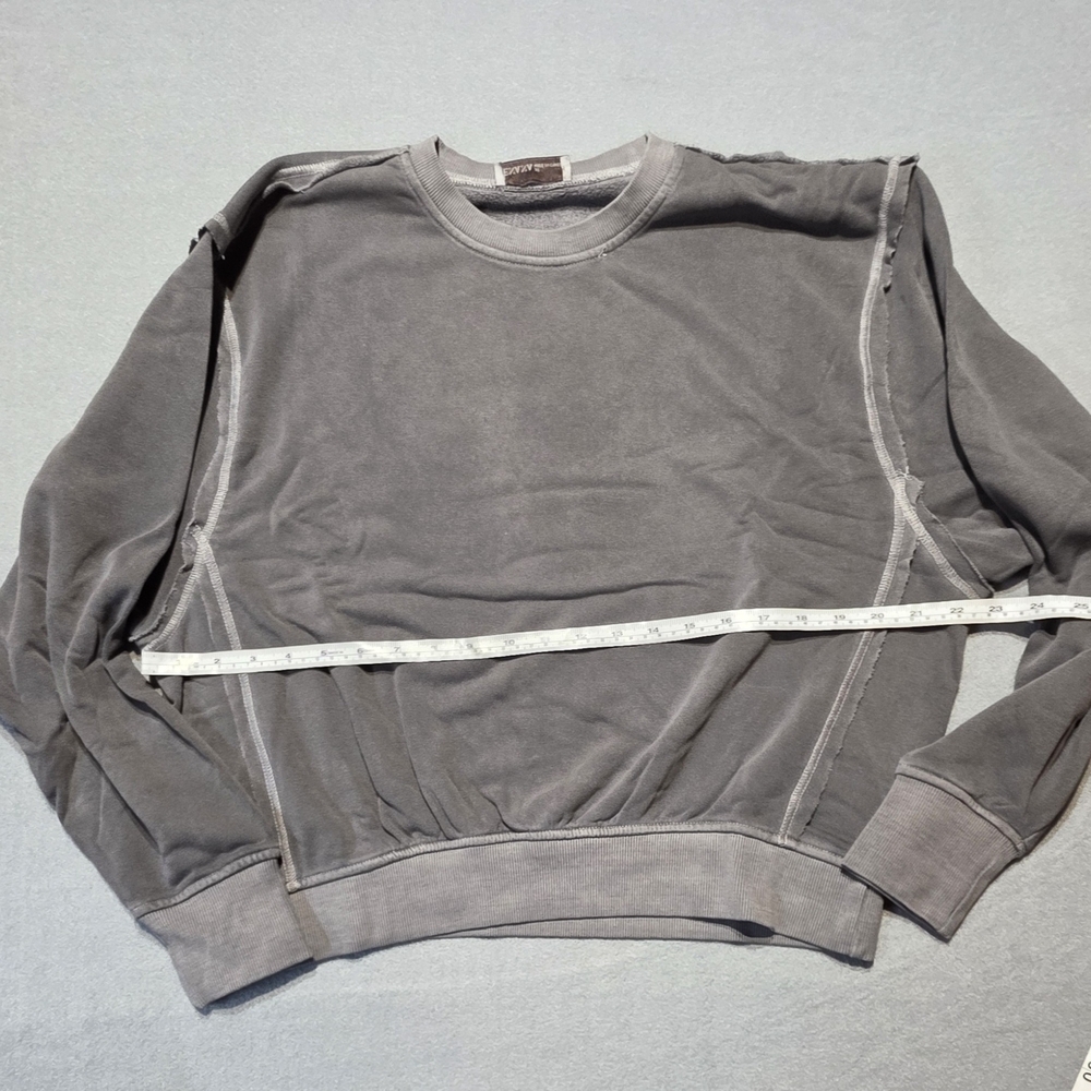 NWOT Zenana Outfitters Dark Gray Mineral Wash Crew Neck Sweater PTP 23 Length 22 - Picture 6 of 10